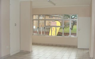 700 m² Commercial space in Bluff