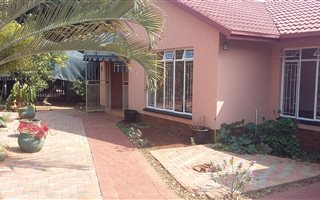 3 Bedroom House in Montana Gardens