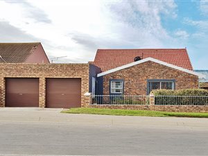 3 Bed House in Booysen Park