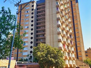 1 Bed Apartment in Sunnyside