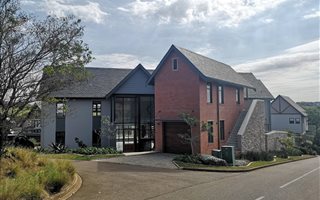 5 Bedroom House in Hillcrest Park