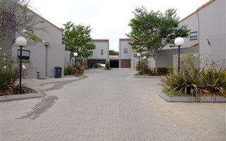 3 Bedroom Townhouse in Waverley