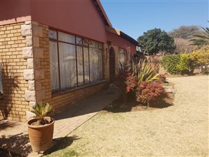 3 Bed House in Declerqville