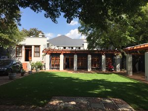 649 m² Office Space in Parktown