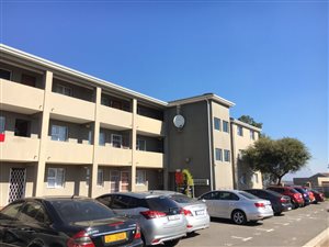 3 Bed Apartment in Blue Downs