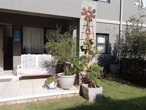 2 Bed Townhouse in Cloverdene