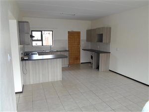 2 Bed Apartment in Randpark Ridge
