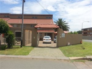 3 Bed Townhouse in Roseacre