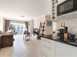 2 Bed Apartment in Marina Da Gama