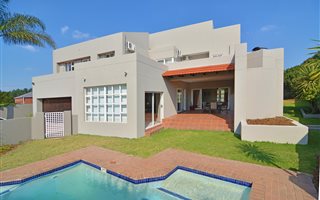 3 Bedroom House in Dainfern Golf Estate