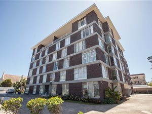 3 Bed Apartment in St Georges Park