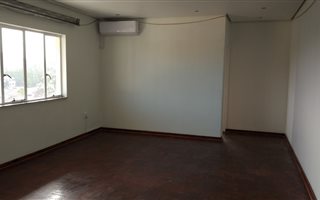 2.5 Bedroom Apartment in Essenwood