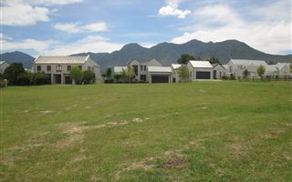 1593 m² Land available in Blanco