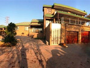 5 ha Farm in Leeuwfontein