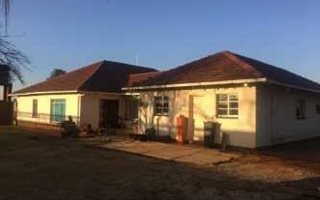 25906 ha Farm in Nortons Home Estate
