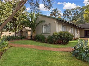 5 Bed House in Bronberrick