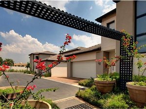 2 Bed House in Wendywood