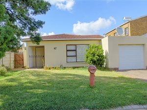 4 Bedroom House in Joubert Park