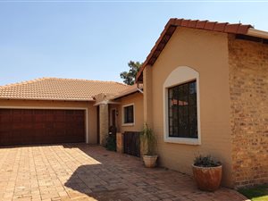 3 Bed House in Rayton