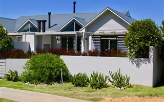 2 Bedroom House in Fernkloof