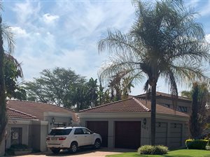 4 Bed House in Cedar Lakes