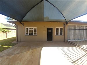 2 Bed House in Waverley