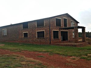 9 m² Farm in Tierpoort