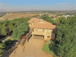 3 Bed House in Magalies Golf Estate