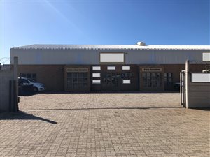 750 m² Commercial space in Deal Party