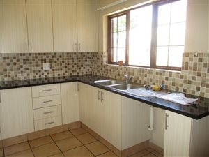 3 Bed Townhouse in Lydenburg