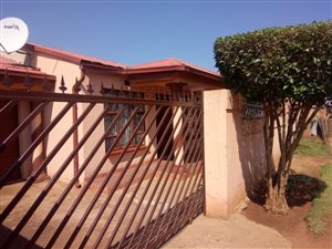 2 Bed House in Sebenza