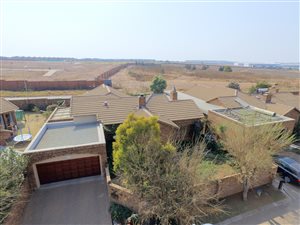 3 Bed House in Glen Marais