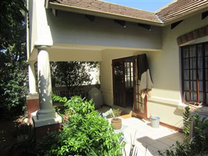 3 Bed Apartment in Lonehill