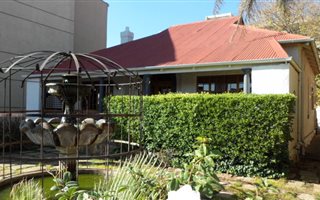 325 m² Commercial space in Westdene