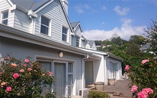 4 Bedroom Apartment in Clarendon