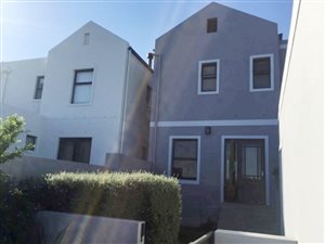 2 Bed House in Kelderhof Country Village