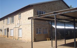2 Bedroom Apartment in Rustenburg Central