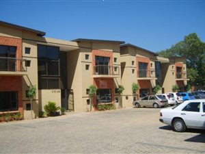250 m² Commercial space in Weltevreden Park