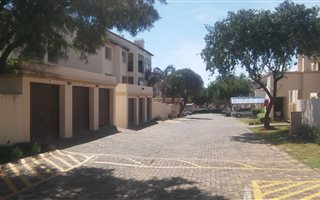 3 Bedroom Apartment in Country View