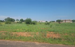 2552 m² Land available in Daleside