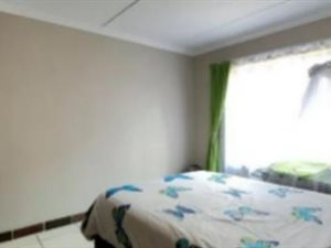 2 Bed Apartment in Andeon AH