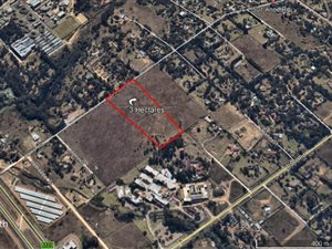 Commercial space in Glen Austin