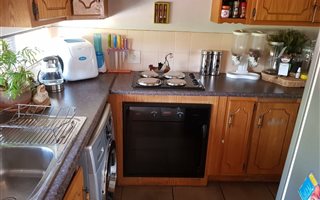 2 Bedroom Townhouse in Doornpoort and surrounds