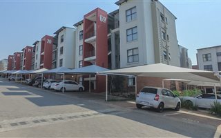 2 Bedroom Apartment in Dainfern