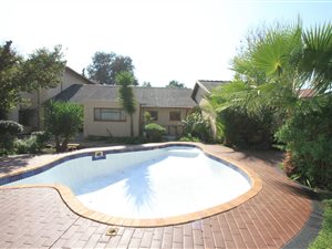 4 Bed House in Wierda Park