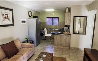 2 Bedroom Apartment in Monument Park