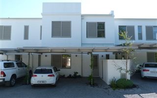 3 Bedroom Townhouse in Newlands