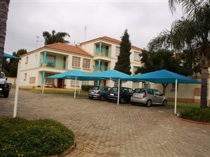 2 Bed Townhouse in Monument Park