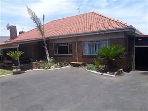 3 Bed House in Linmeyer