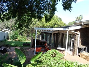 4 Bed House in Val de Grace